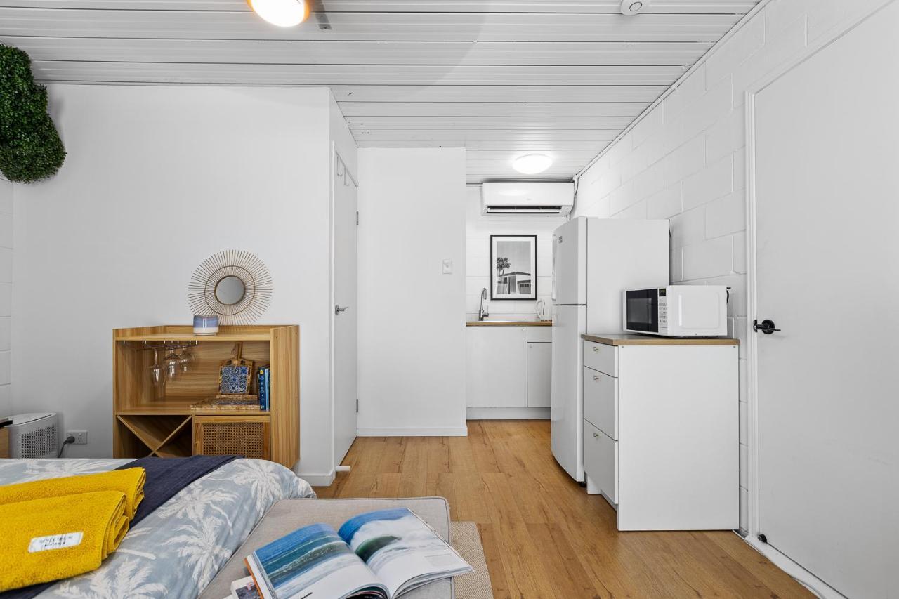 Apartment Tugun Hideaway - 1 Bed, 1 Bath Private Gold Coast